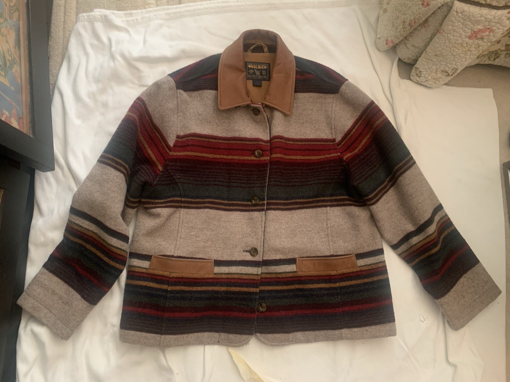 Rare Women’s Vintage Wool Woolrich ( John Rich & Bros) Jacket XL ( Made in USA)